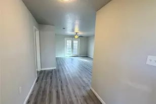 214 S Texas St, Texas City, TX 77591 - Photo 4