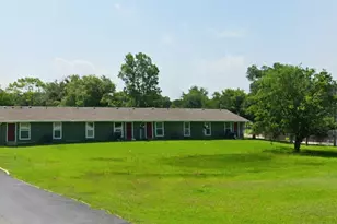 401 N Hwy 95, Elgin, TX 78602 - Photo 8