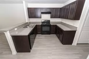 12602 Rio Nueces Ln, Rosharon, TX 77583 - Photo 2