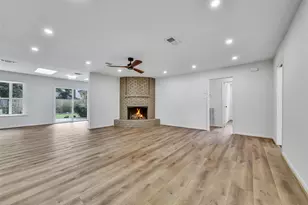 1617 Wavecrest Ln, Houston, TX 77062 - Photo 8