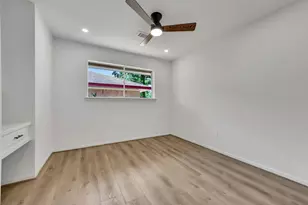 1617 Wavecrest Ln, Houston, TX 77062 - Photo 36