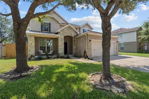 4304 Keystone Tr, Pearland, TX 77584 - Photo 4