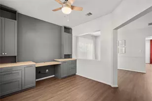 4304 Keystone Tr, Pearland, TX 77584 - Photo 8