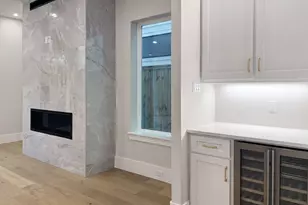 902 Knox St, Houston, TX 77007 - Photo 6