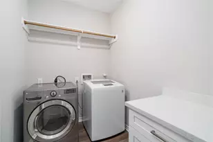 231 McCormick St, Columbus, TX 78934 - Photo 22