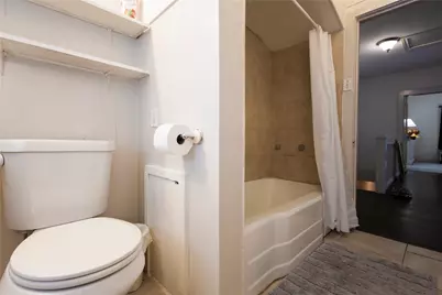 2509 Whitney Street #B, Houston, TX 77006 - Photo 10