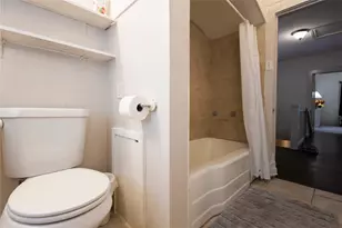 2509 Whitney St, Houston, TX 77006 - Photo 10