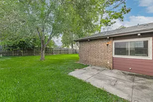 2718 Quail Run Dr, Humble, TX 77396 - Photo 32