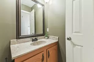 2718 Quail Run Dr, Humble, TX 77396 - Photo 28