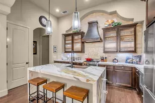 1819 W 24th St, Houston, TX 77008 - Photo 4
