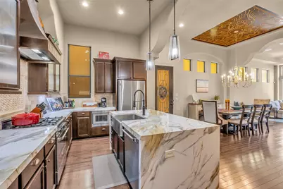1819 W 24th Street, Houston, TX 77008 - Photo 2