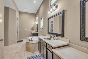 1819 W 24th St, Houston, TX 77008 - Photo 10