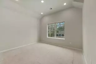 10176 Barberry St, Willis, TX 77318 - Photo 14