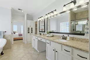 11622 Beachside, Galveston, TX 77554 - Photo 16