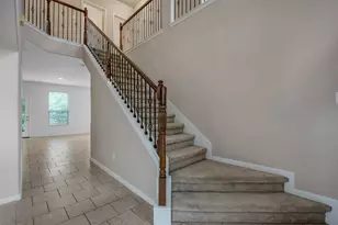 75 N Spinning Wheel Cir, The Woodlands, TX 77382 - Photo 4