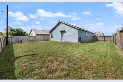 204 Houston Avenue, Angleton, TX 77515 - Photo 30