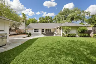 7807 Overbrook Ln, Houston, TX 77063 - Photo 24