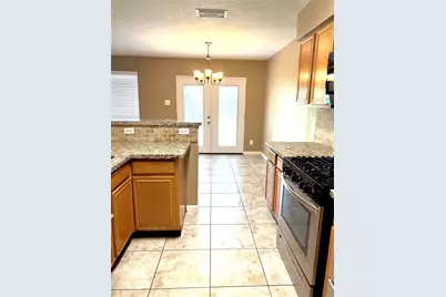 12110 Bowsman Drive, Tomball, TX 77377 - Photo 8