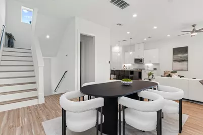 4710 Thornton Views  Rd, Houston, TX 77018 - Photo 10