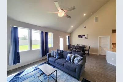 10843 Bodie Hills Drive, Rosharon, TX 77583 - Photo 14