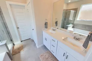 10843 Bodie Hls Dr, Rosharon, TX 77583 - Photo 38