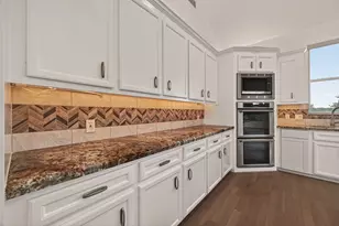 7203 Timberlake Dr, Sugar Land, TX 77479 - Photo 22