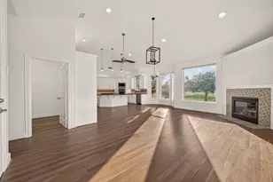 7203 Timberlake Dr, Sugar Land, TX 77479 - Photo 18