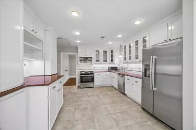 2108 White Oak Drive, Houston, TX 77009 - Photo 14