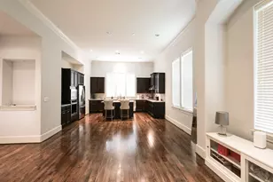 2037 Fannin Station N, Houston, TX 77045 - Photo 8