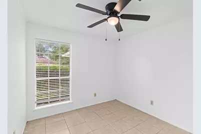10102 Valley Breeze Drive, Houston, TX 77078 - Photo 20