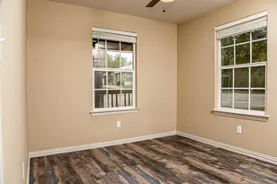 208 Joseph St, Brenham, TX 77833 - Photo 8