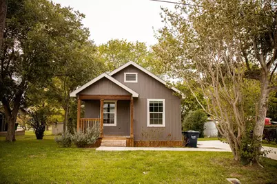 208 Joseph Street, Brenham, TX 77833 - Photo 1
