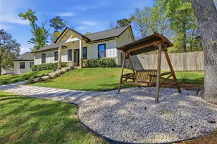 13203 Royal Shores Dr, Conroe, TX 77303 - Photo 2