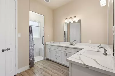 13203 Royal Shores Drive, Conroe, TX 77303 - Photo 22