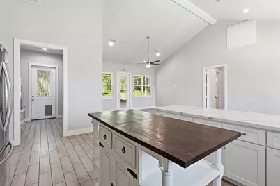 13203 Royal Shores Drive, Conroe, TX 77303 - Photo 12