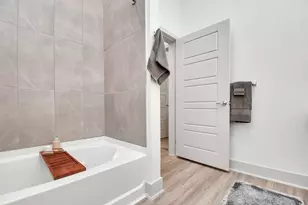 1617 Enid St, Houston, TX 77009 - Photo 26