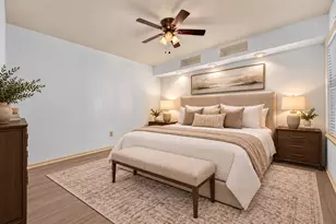 2011 Spenwick Dr, Houston, TX 77055 - Photo 8
