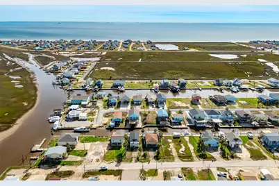 402 Shark Lane, Surfside Beach, TX 77541 - Photo 14