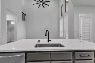 527 Cypress Vly Ave, Montgomery, TX 77316 - Photo 22