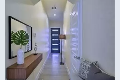 659 Press Street, Houston, TX 77020 - Photo 2