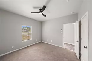 2537 18th St, Hempstead, TX 77445 - Photo 22