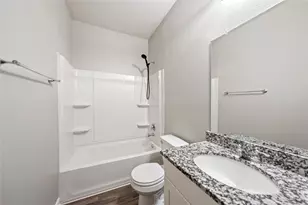 2537 18th St, Hempstead, TX 77445 - Photo 18