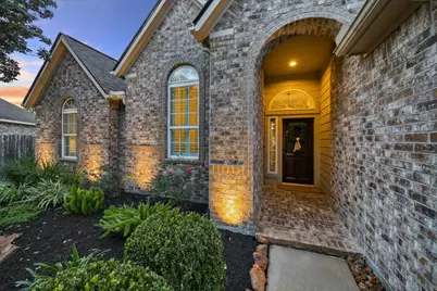 2200 Valley Blossum Lane, League City, TX 77573 - Photo 10