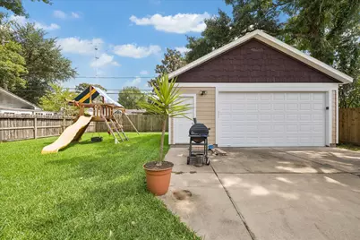 10407 Alcott Drive, Houston, TX 77043 - Photo 18