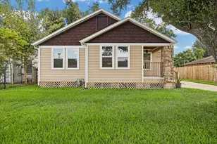 10407 Alcott Dr, Houston, TX 77043 - Photo 1