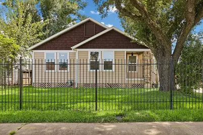 10407 Alcott Drive, Houston, TX 77043 - Photo 2