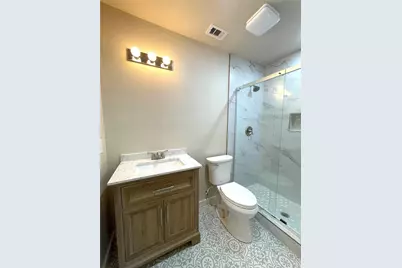 230 E New York Street, Brazoria, TX 77422 - Photo 10