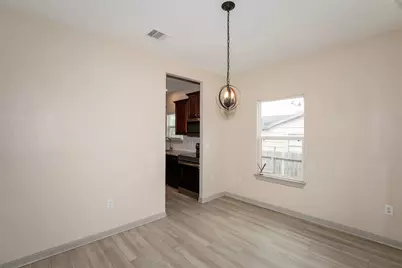 2314 Avenue G, Dickinson, TX 77539 - Photo 10