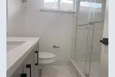 7706 Lakewood Drive, Houston, TX 77016 - Photo 12