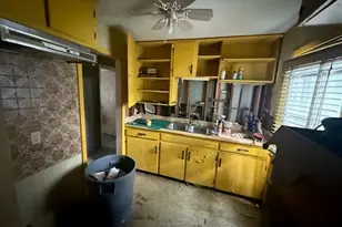 3403 2nd Ave S, Texas City, TX 77590 - Photo 12